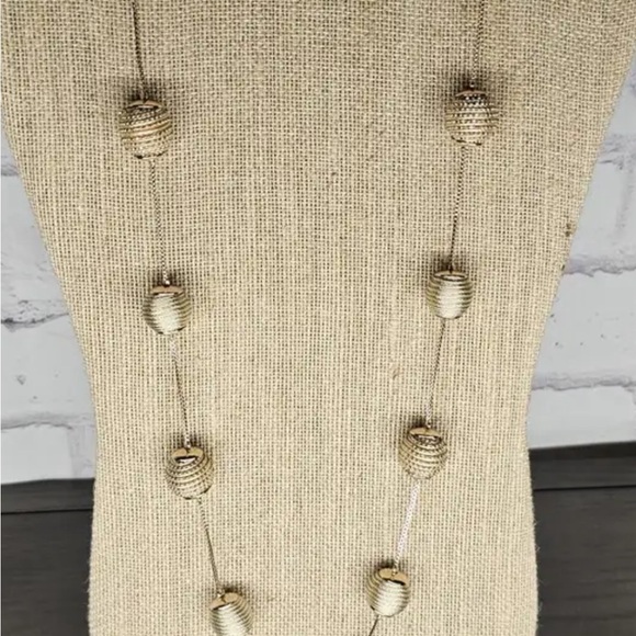 NWT LONG GARLAND NECKLACE VERY VERSATILE BEAUTIFUL ACCENT DESIGN - Picture 6 of 9